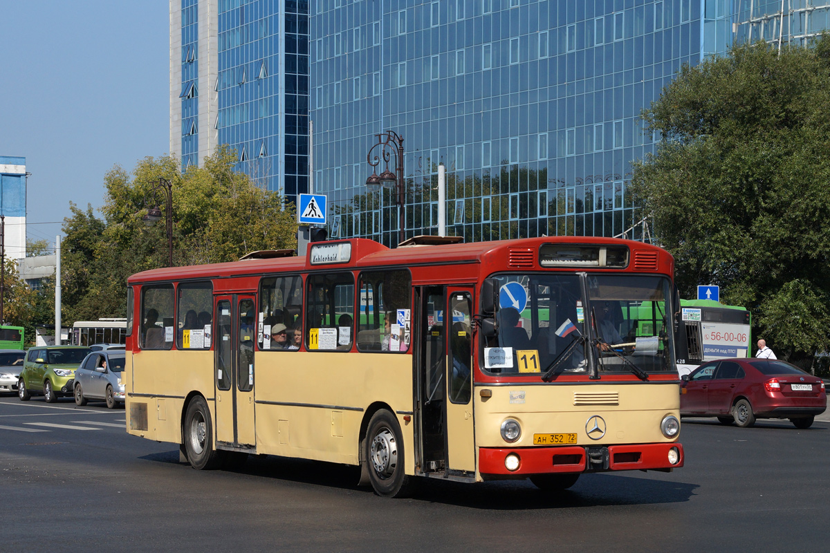 Тюменская область, Mercedes-Benz O305 № АН 352 72