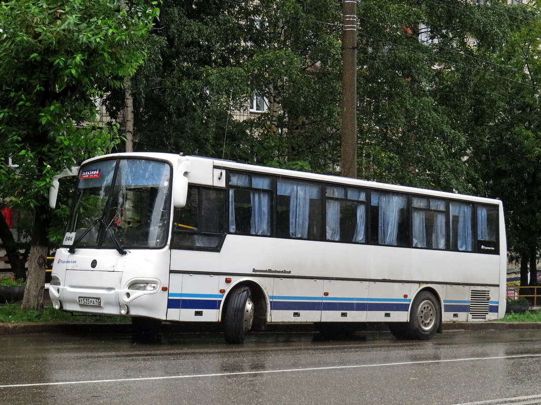 Кировская область, КАвЗ-4238-02 № Т 535 РА 43