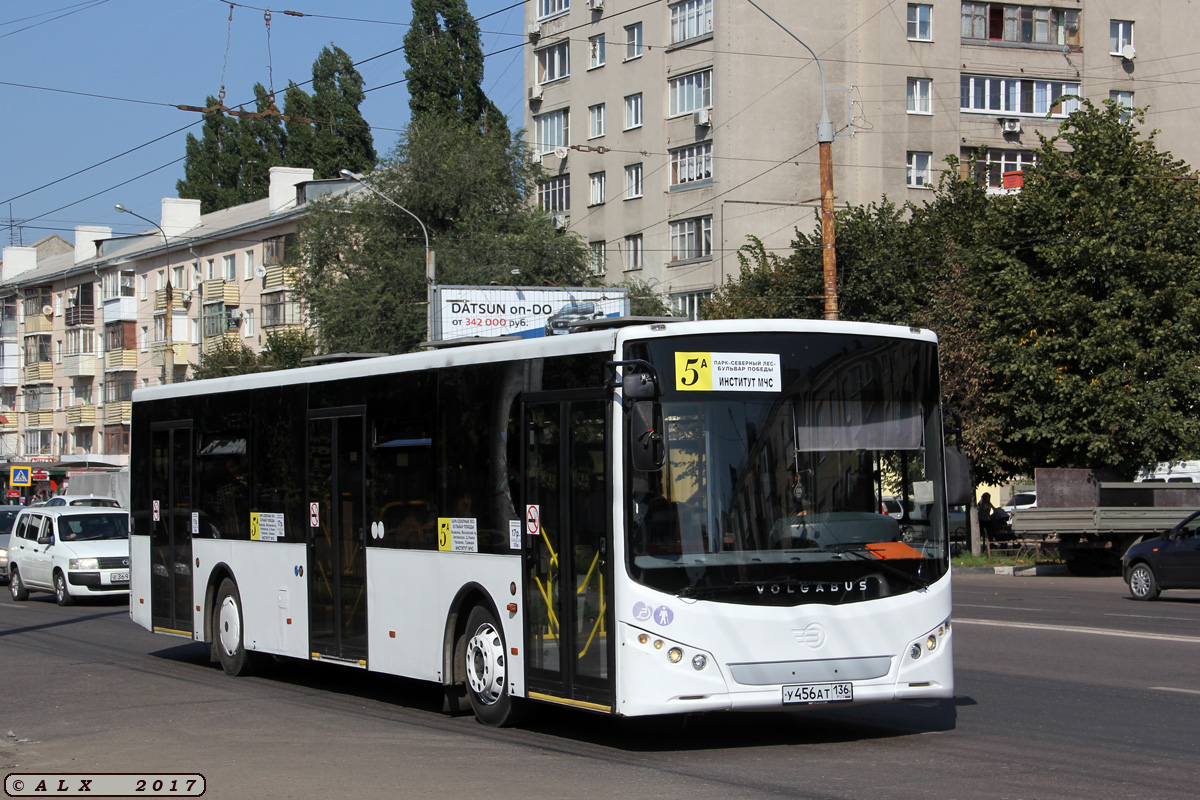 Воронежская область, Volgabus-5270.00 № У 456 АТ 136