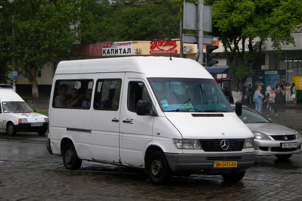 Одесская область, Mercedes-Benz Sprinter W901/W902 208D № BH 0453 AA