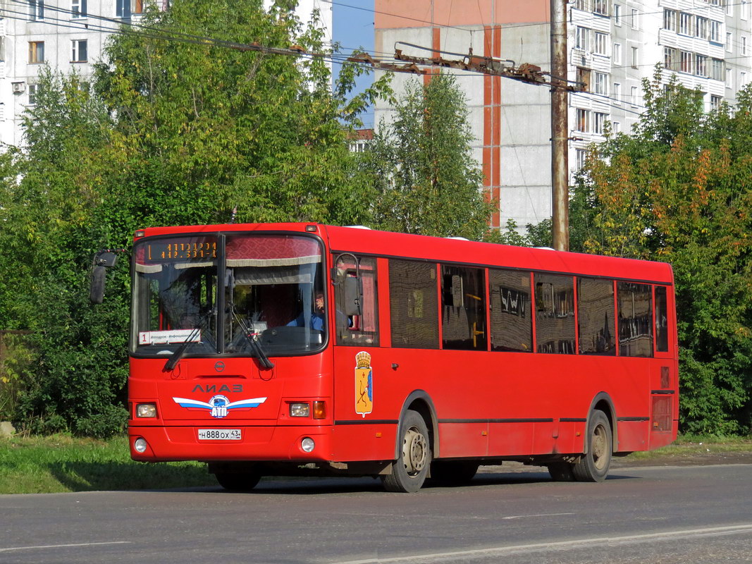 Kirov region, LiAZ-5293.54 Nr. Н 888 ОХ 43