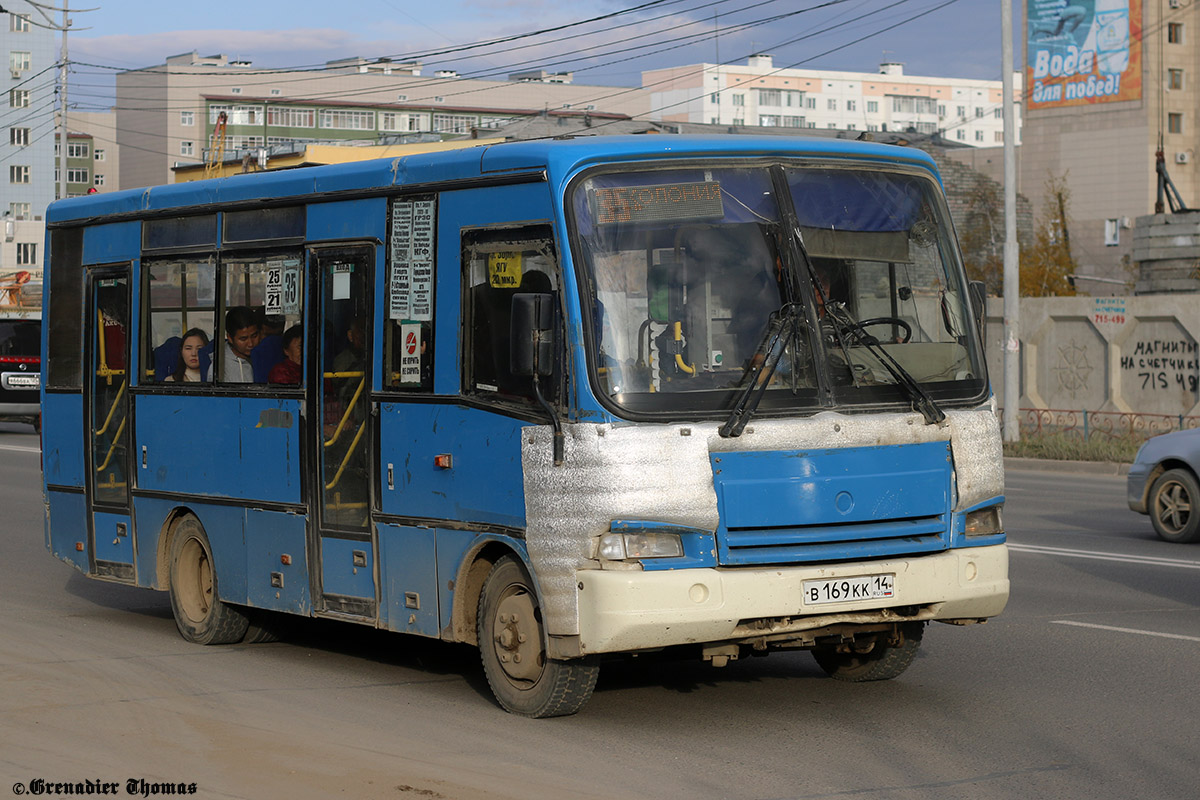 Саха (Якутия), ПАЗ-320401-01 № В 169 КК 14