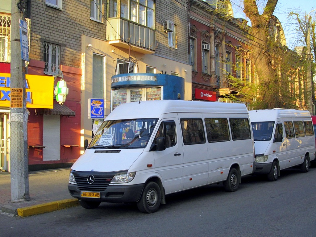 Днепропетровская область, Mercedes-Benz Sprinter W906 313CDI № AE 0039 AB