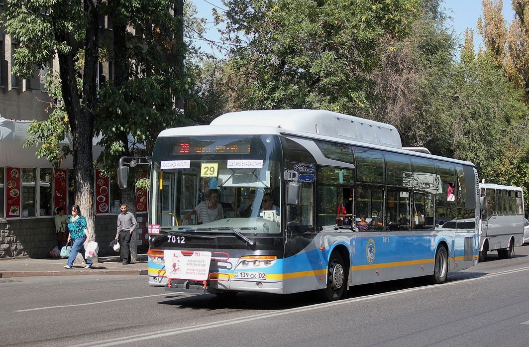 Алматы, Guilin Daewoo GDW6126CNG (СемАЗ) № 7012