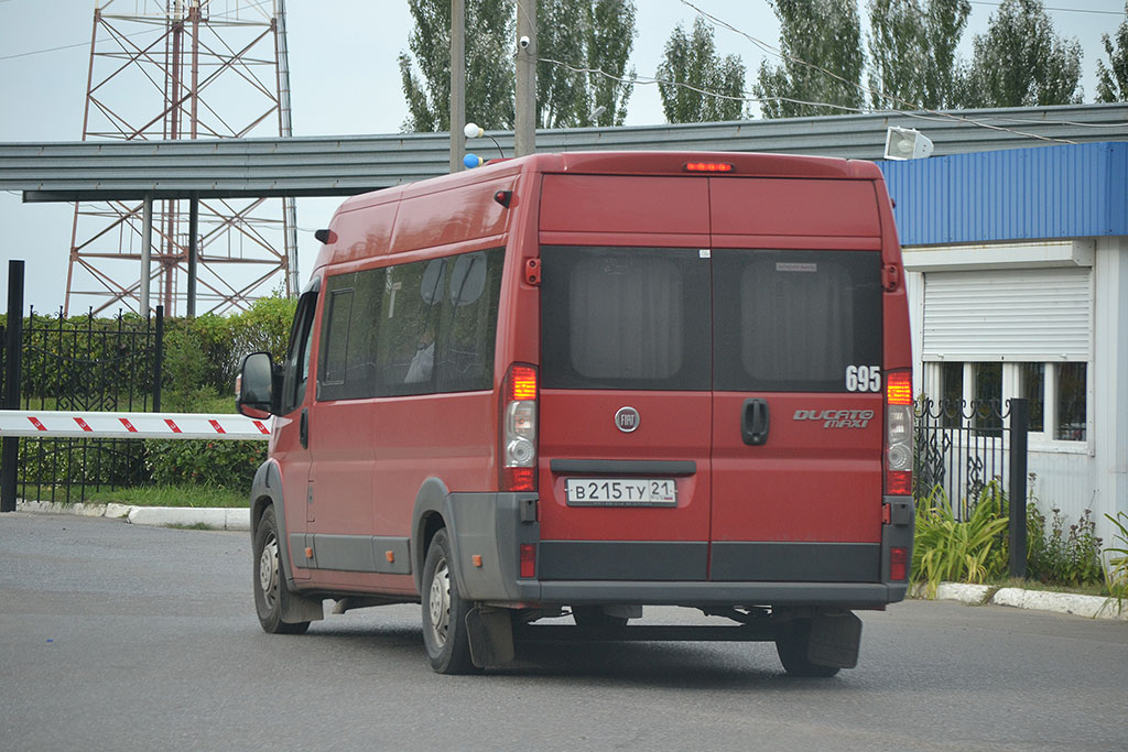 Чувашия, Нижегородец-FST613 (FIAT Ducato) № В 215 ТУ 21