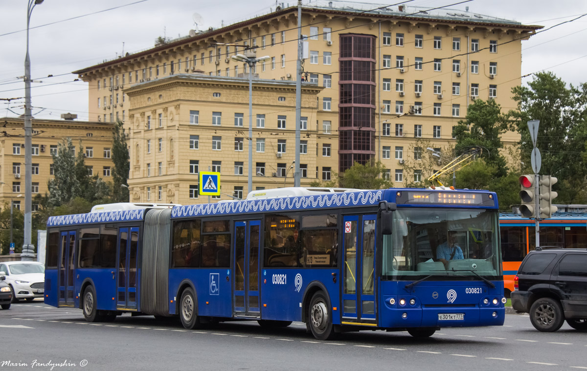 Москва, ЛиАЗ-6213.22 № 030821