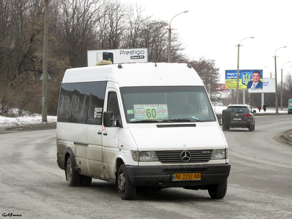 Днепропетровская область, Mercedes-Benz Sprinter W904 412D № AE 2252 AB