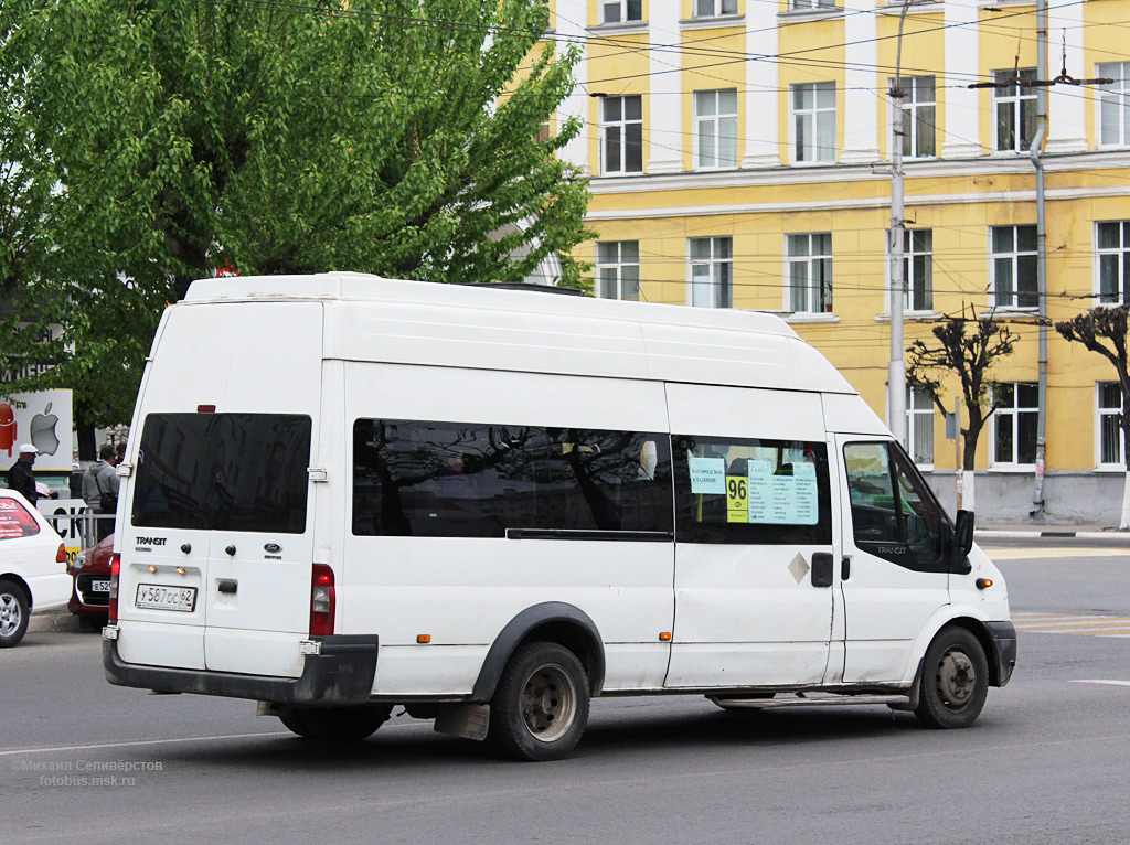 Ryazanská oblast, Nizhegorodets-222708  (Ford Transit) č. У 587 ОС 62