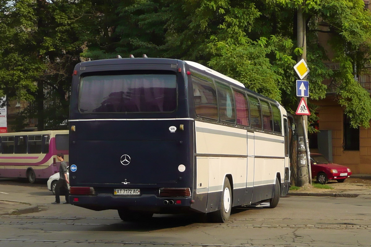 Ивано-Франковская область, Mercedes-Benz O303-15RHD № AT 7172 AC