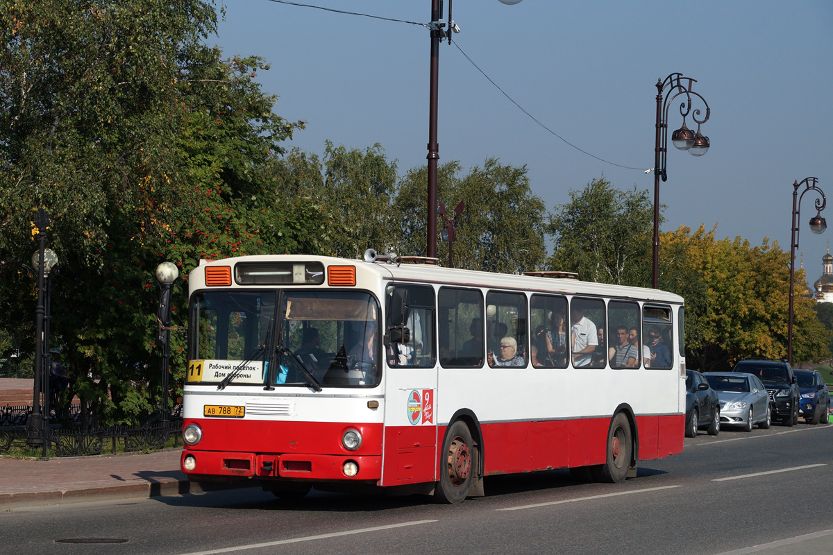 Тюменская область, Mercedes-Benz O305 № АВ 788 72