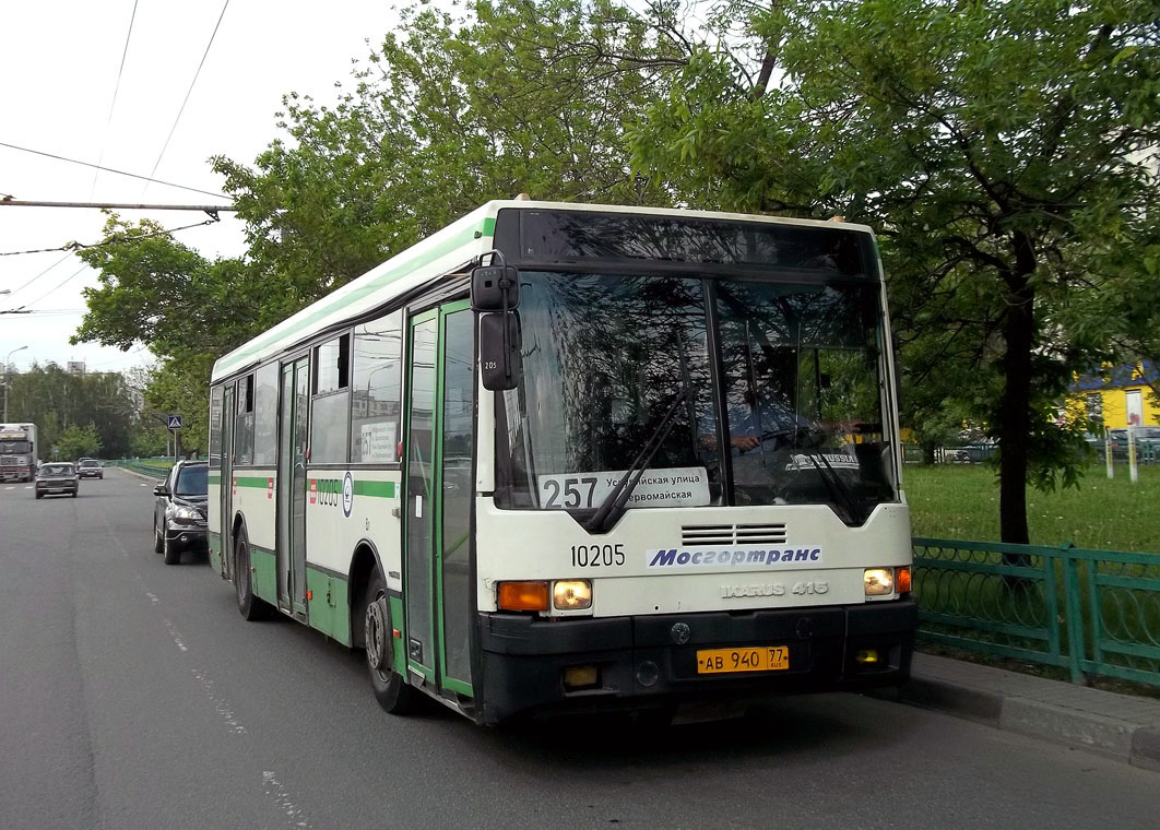 Moskva, Ikarus 415.33 č. 10205