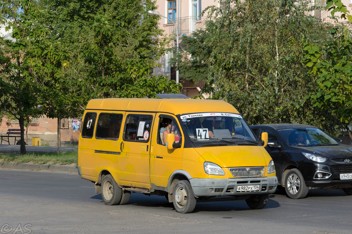 Волгоградская область, ГАЗ-322132 (XTH, X96) № А 982 РХ 134