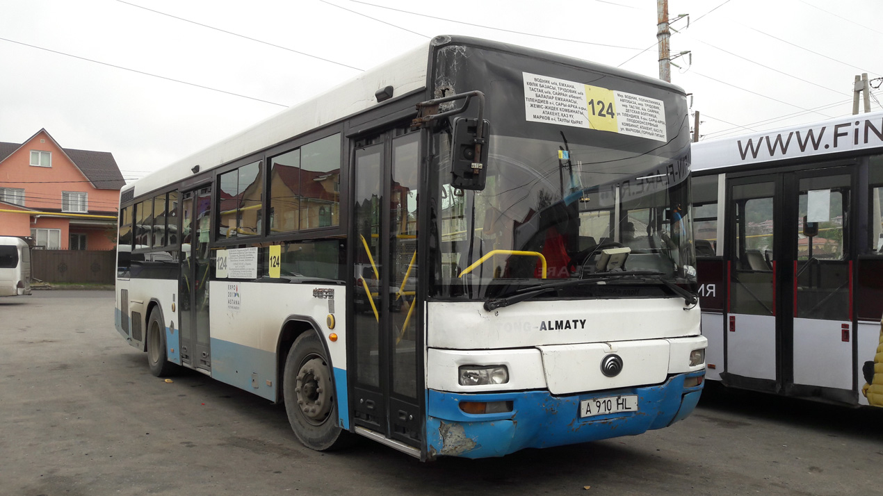 Алматы, Yutong ZK6108HGC № A 910 HL