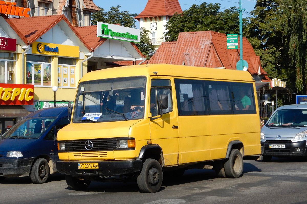 Ивано-Франковская область, Mercedes-Benz T2 611D № AT 2016 AA