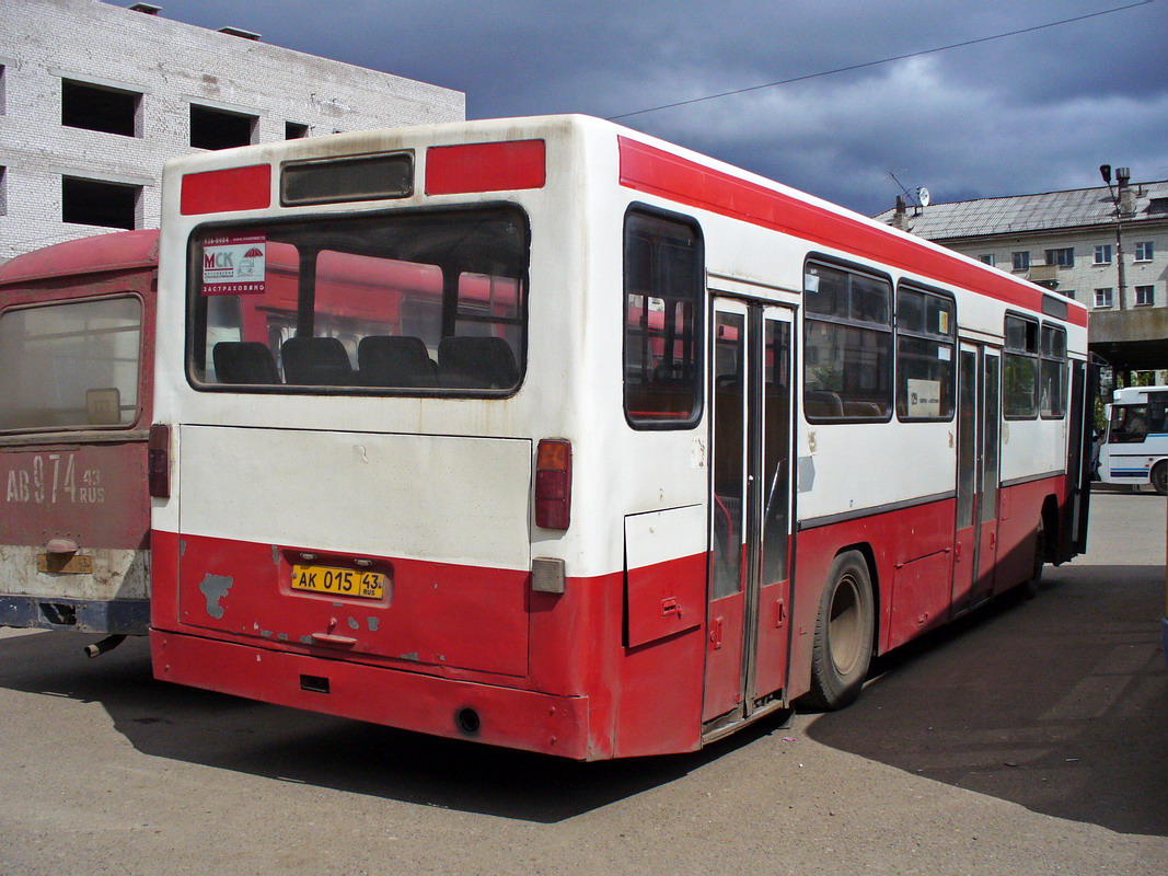 Kirov region, Mercedes-Benz O325 # АК 015 43