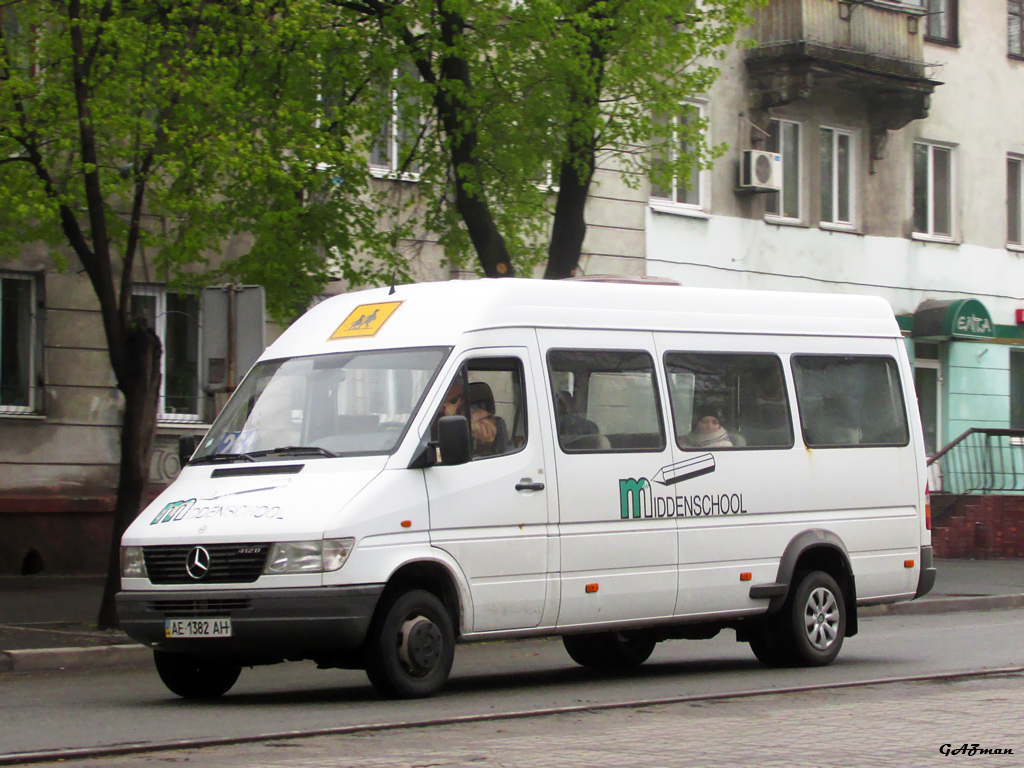 Днепропетровская область, Mercedes-Benz Sprinter W904 412D № 64314