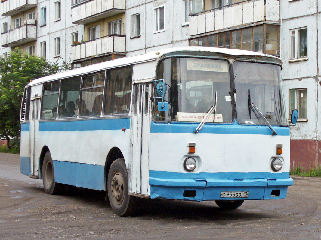 Kirov region, LAZ-695N # О 955 ВВ 43