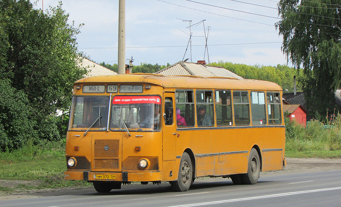 Novosibirsk region, LiAZ-677M č. 4112