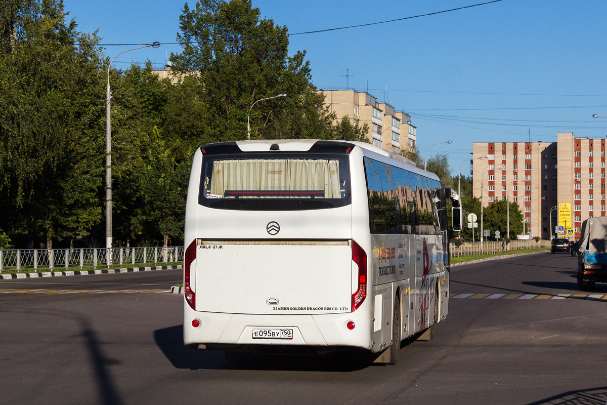 Московская область, Golden Dragon XML6127JR Snow Leopard № Е 095 ВУ 750