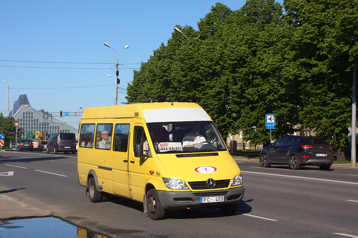 Латвия, Mercedes-Benz Sprinter W904 413CDI № 366