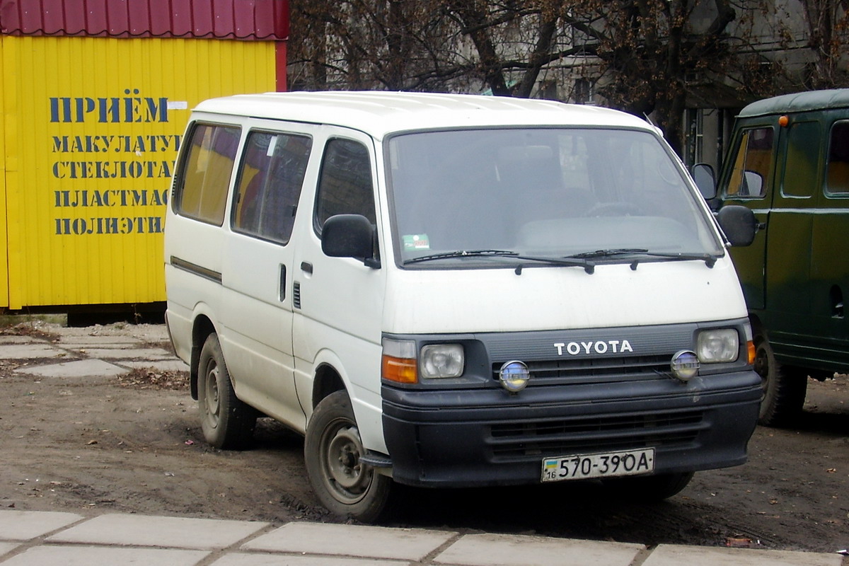 Odessa region, Toyota HiAce LH102L Nr. 570-39 ОА
