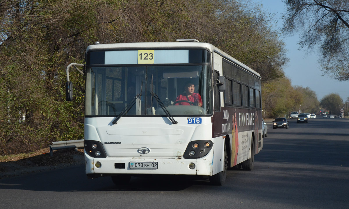 Almaty, Daewoo BS106 (SemAZ) Nr. 916