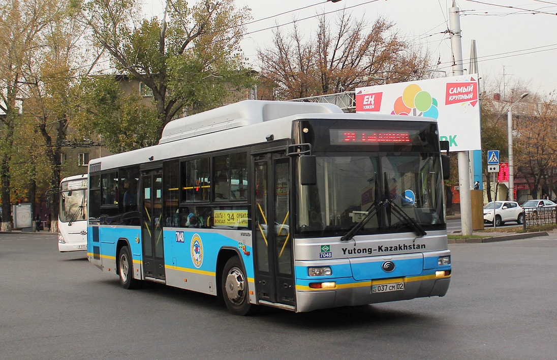 Алматы, Yutong ZK6118HGA № 7048