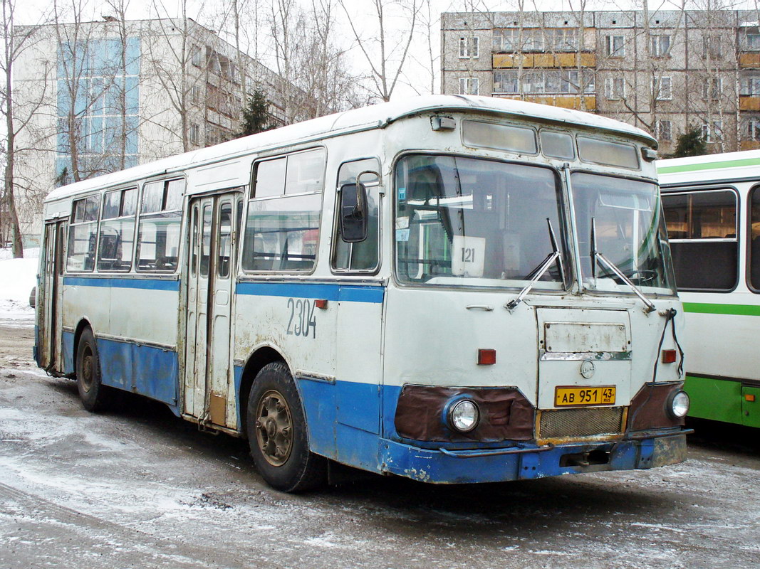 Кировская область, ЛиАЗ-677М № х304