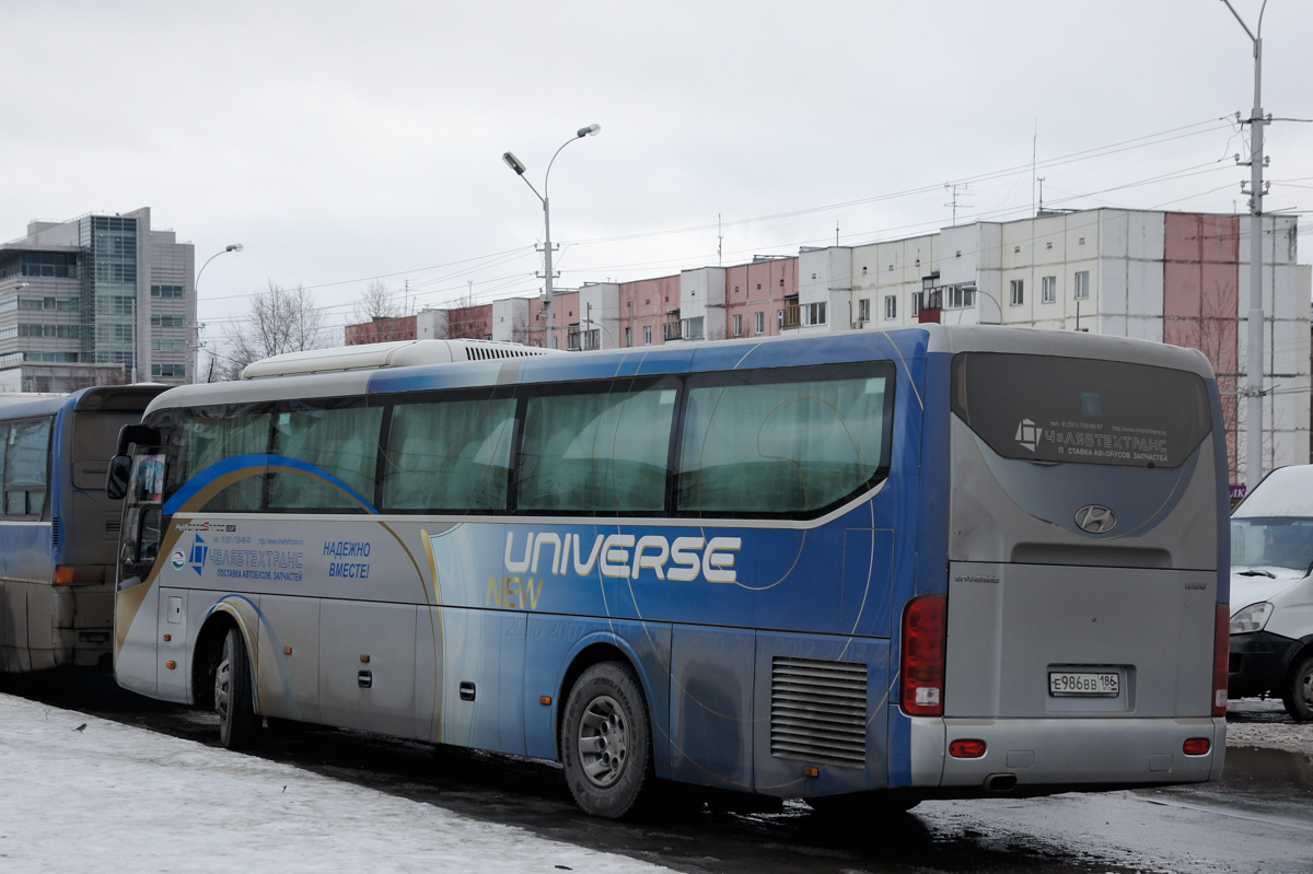 Ханты-Мансийский АО, Hyundai Universe Space Luxury № Е 986 ВВ 186