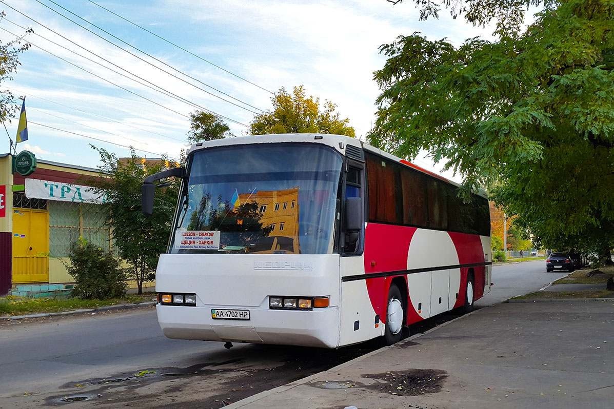 Киев, Neoplan N316K Transliner № AA 4702 HP