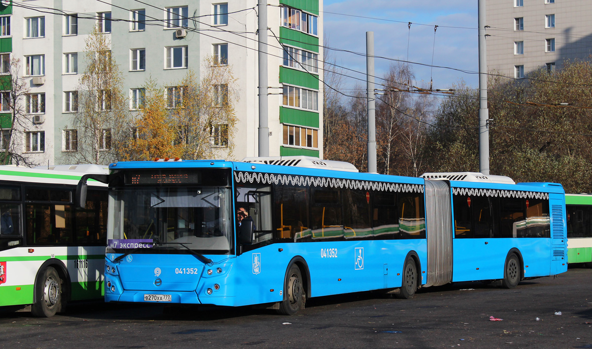 Москва, ЛиАЗ-6213.65 № 041352