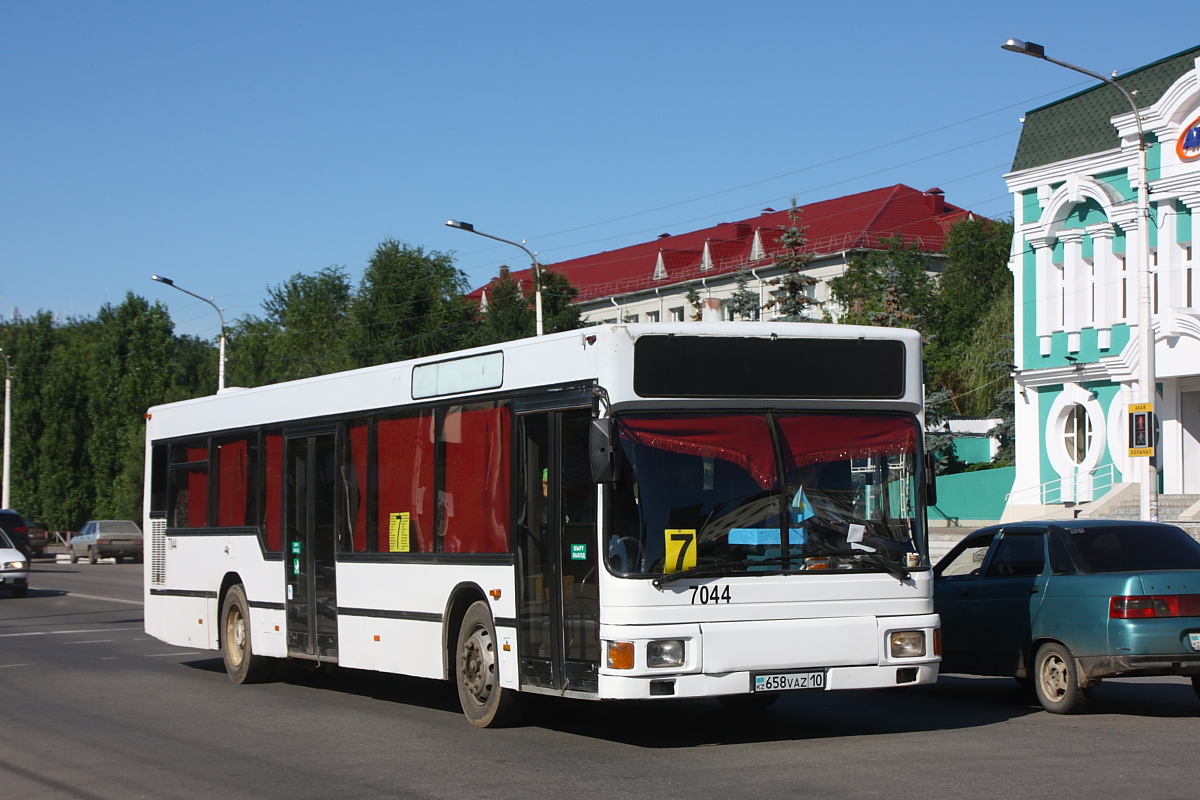 Костанайская область, MAN A10 NL202 № 658 VAZ 10