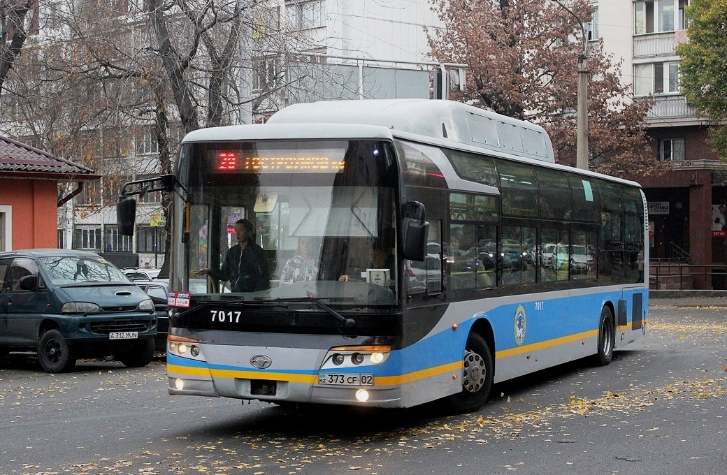 Алматы, Guilin Daewoo GDW6126CNG (СемАЗ) № 7017