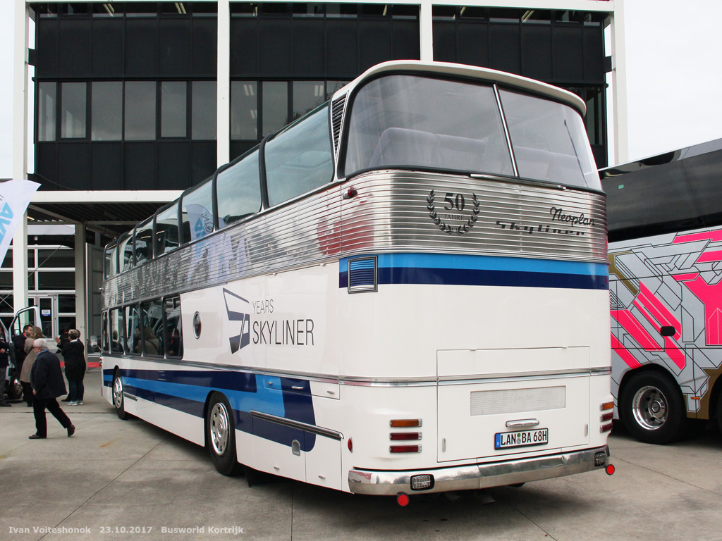 Бавария, Neoplan (старая нумерация) № LAN-BA 68H; Бельгия — Busworld-2017