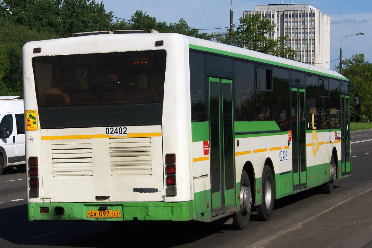 Moskva, Volgabus-6270.10 č. 02402