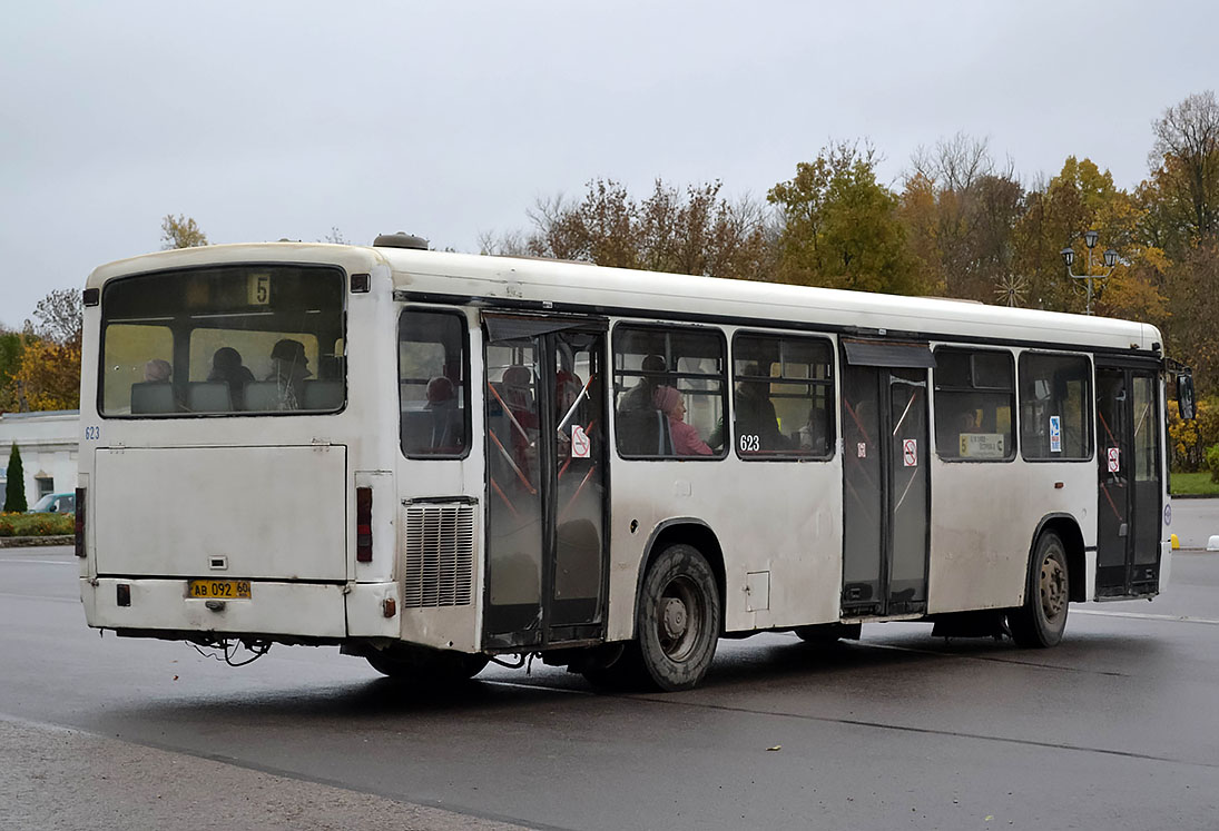 Псковская область, Mercedes-Benz O345 № 623