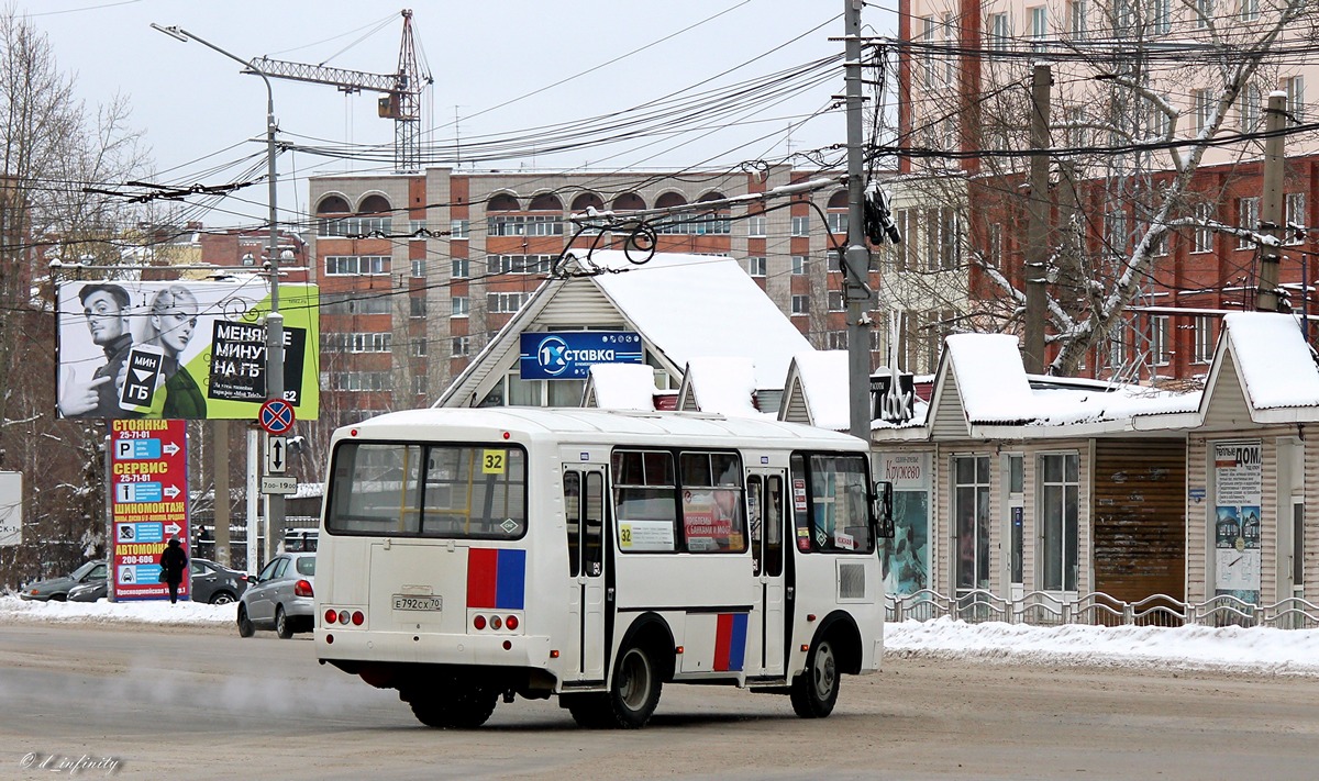 Томская область, ПАЗ-32054 № Е 792 СХ 70