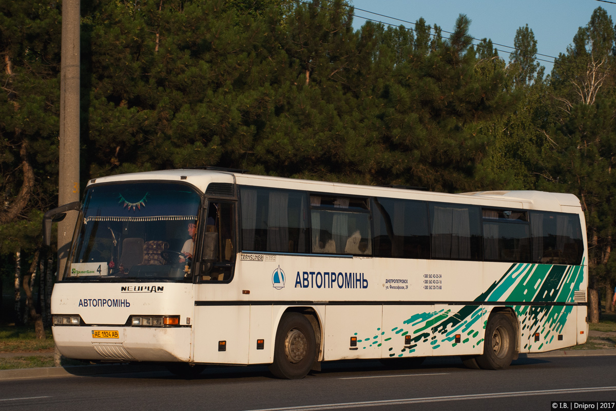 Днепропетровская область, Neoplan N316Ü Transliner № AE 1524 AB