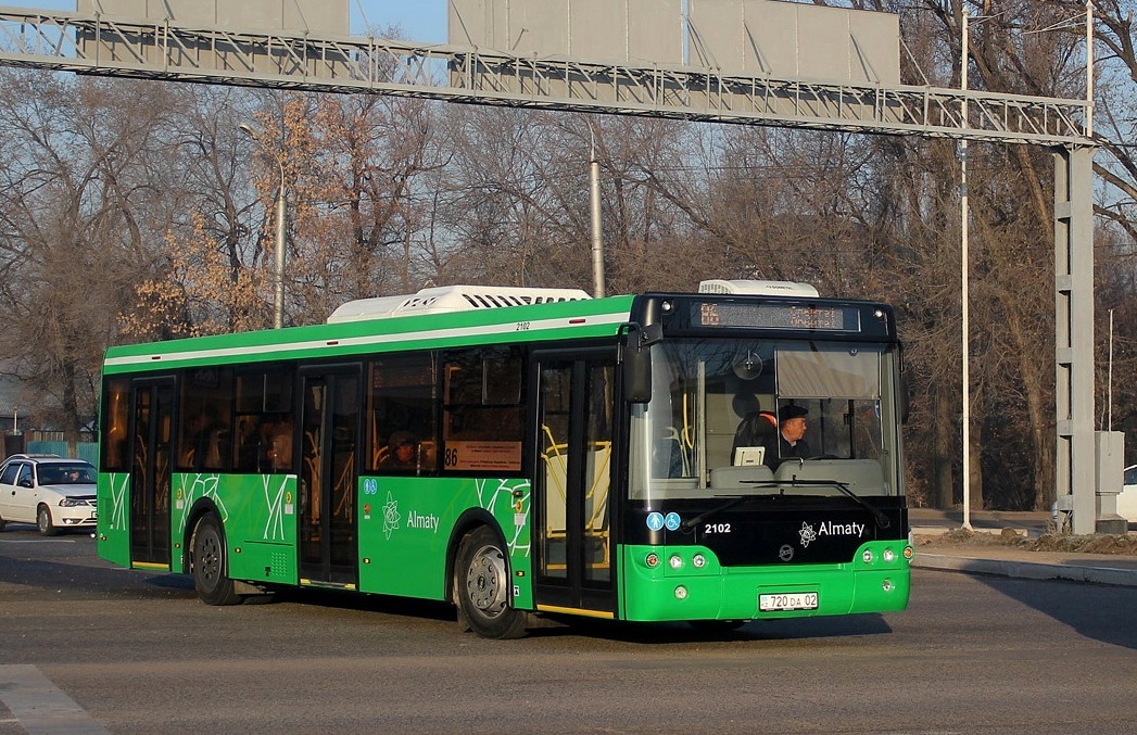 Almaty, LiAZ-5292.60 № 2102