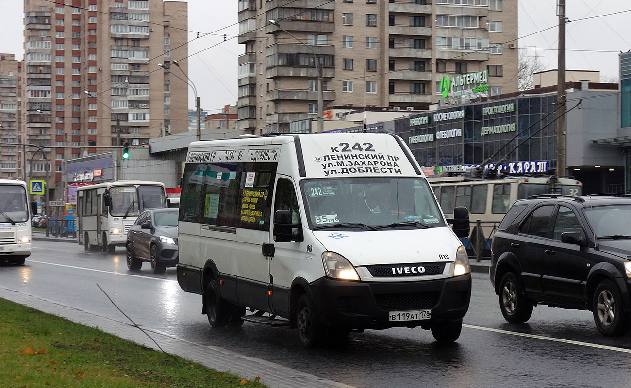 Санкт-Петербург, Нижегородец-2227UT (IVECO Daily) № 019