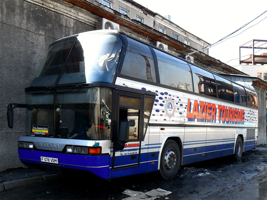 Восточно-Казахстанская область, Neoplan N117 Spaceliner № F 078 VRM