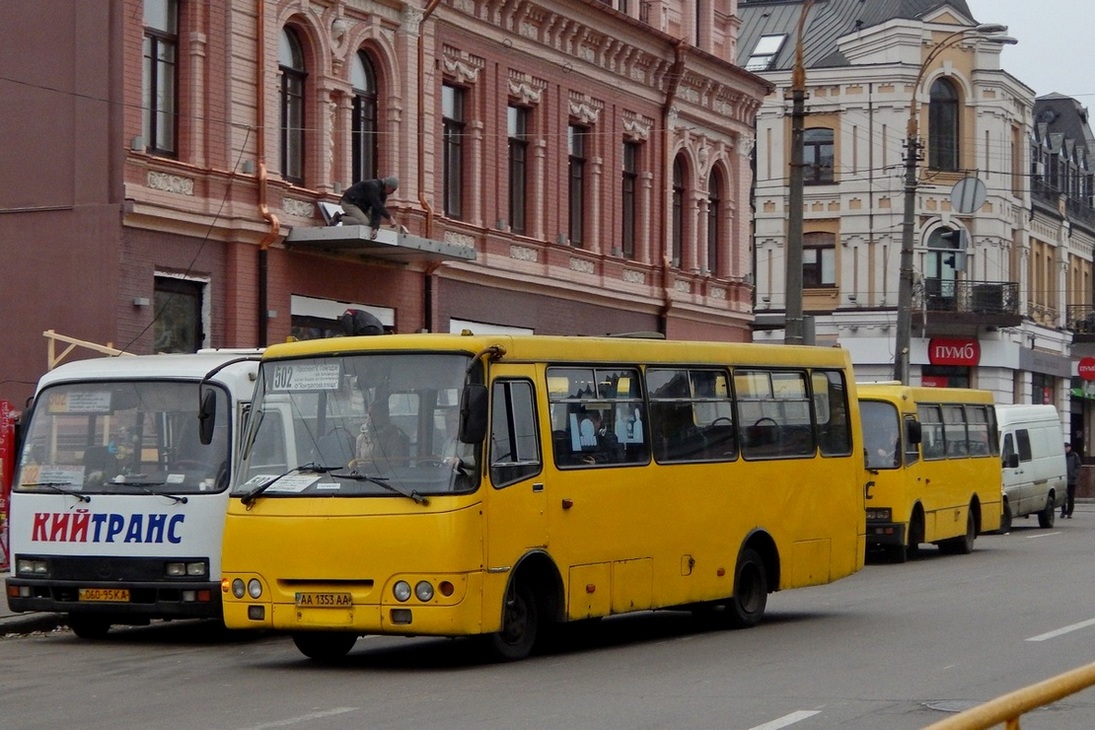 Kijów, Bogdan A09202 (LuAZ) Nr 8836