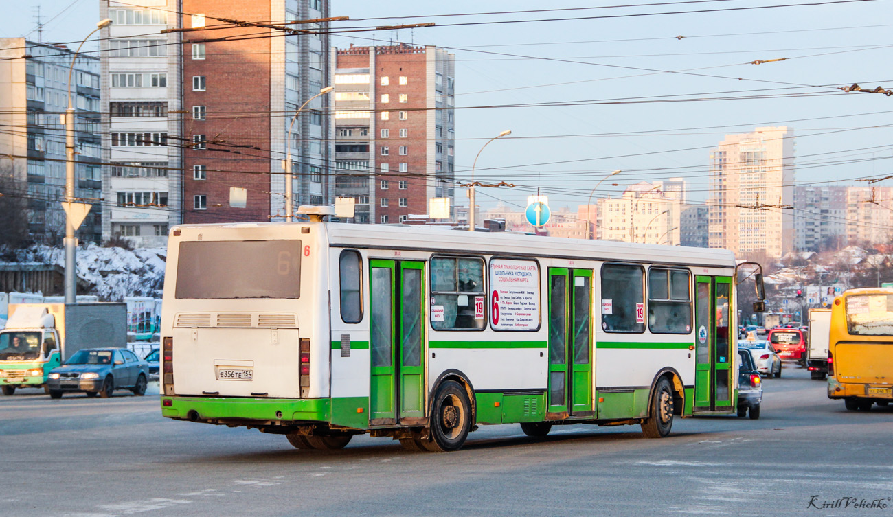 Новосибирская область, ЛиАЗ-5256.45 № Е 356 ТЕ 154