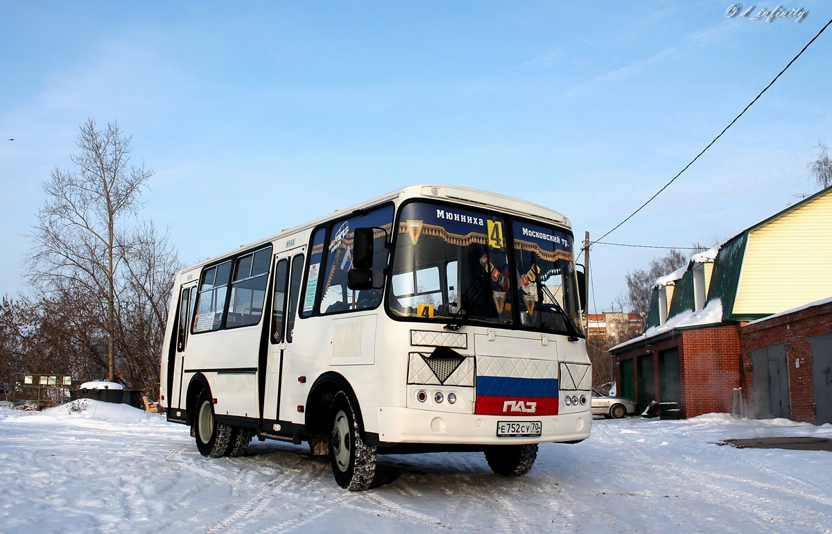 Tomskas apgabals, PAZ-32054 № Е 752 СУ 70