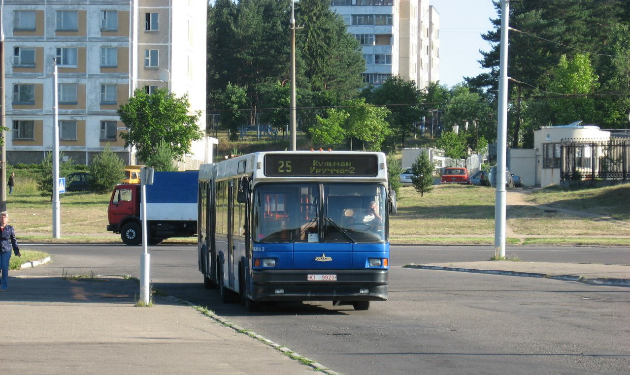 Minsk, MAZ-105.060 č. 013749