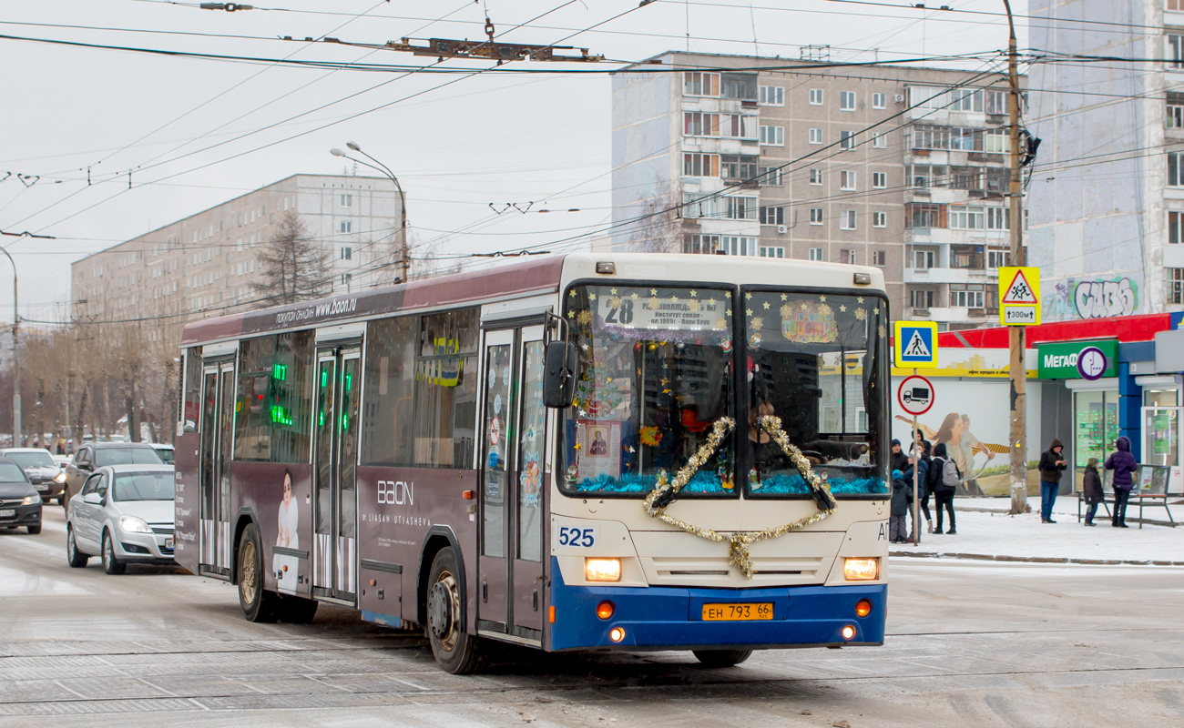 Sverdlovsk region, NefAZ-5299-20-32 č. 525