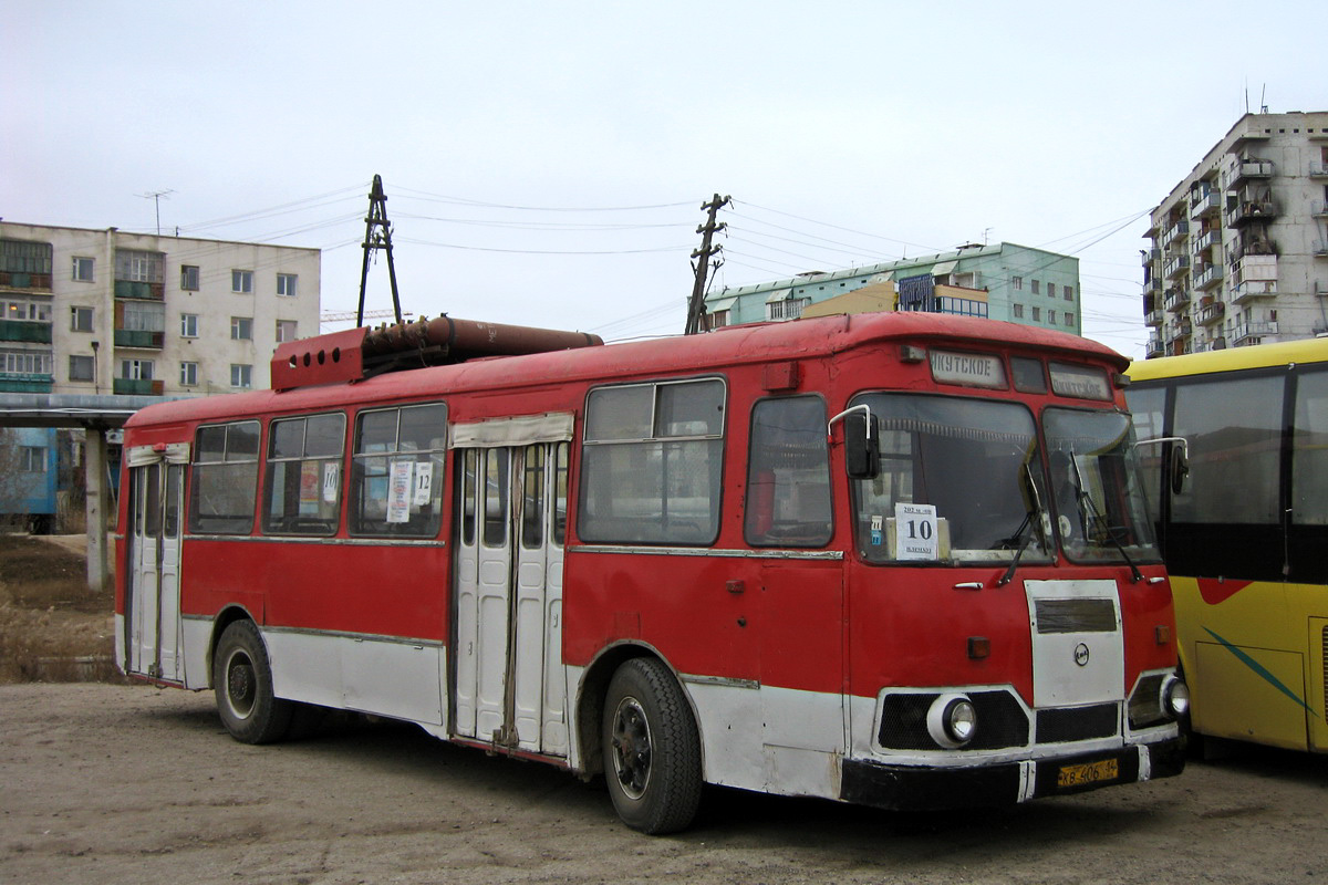 Jakutföld, LiAZ-677M (ToAZ) sz.: КВ 406 14