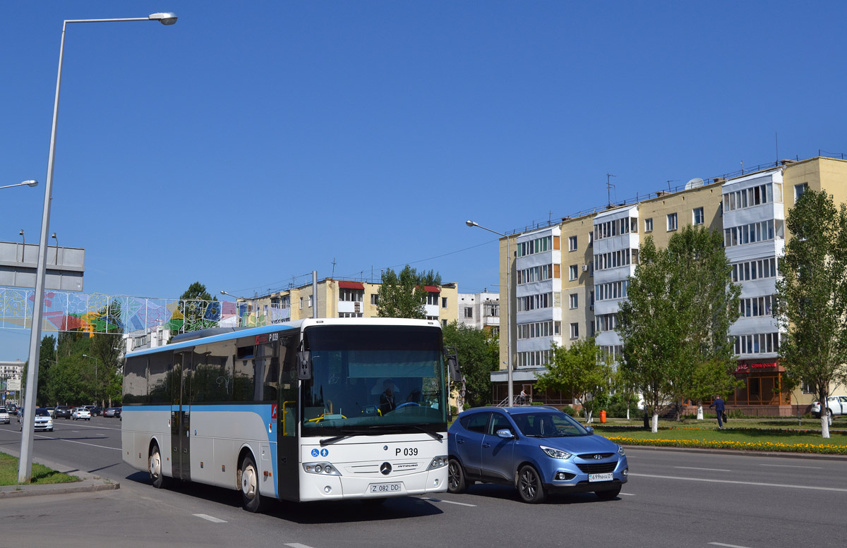 Астана, Mercedes-Benz Intouro II № P039