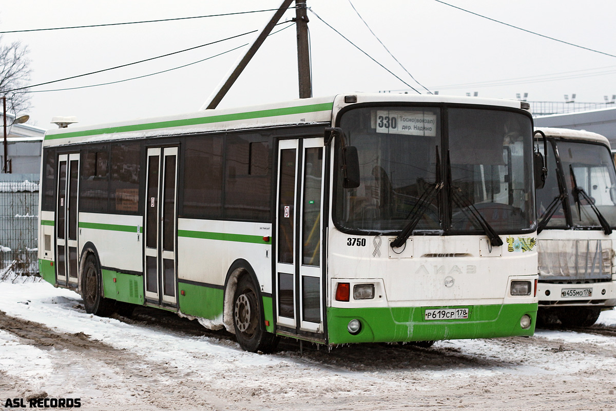 Ленинградская область, ЛиАЗ-5256.60 № 3750