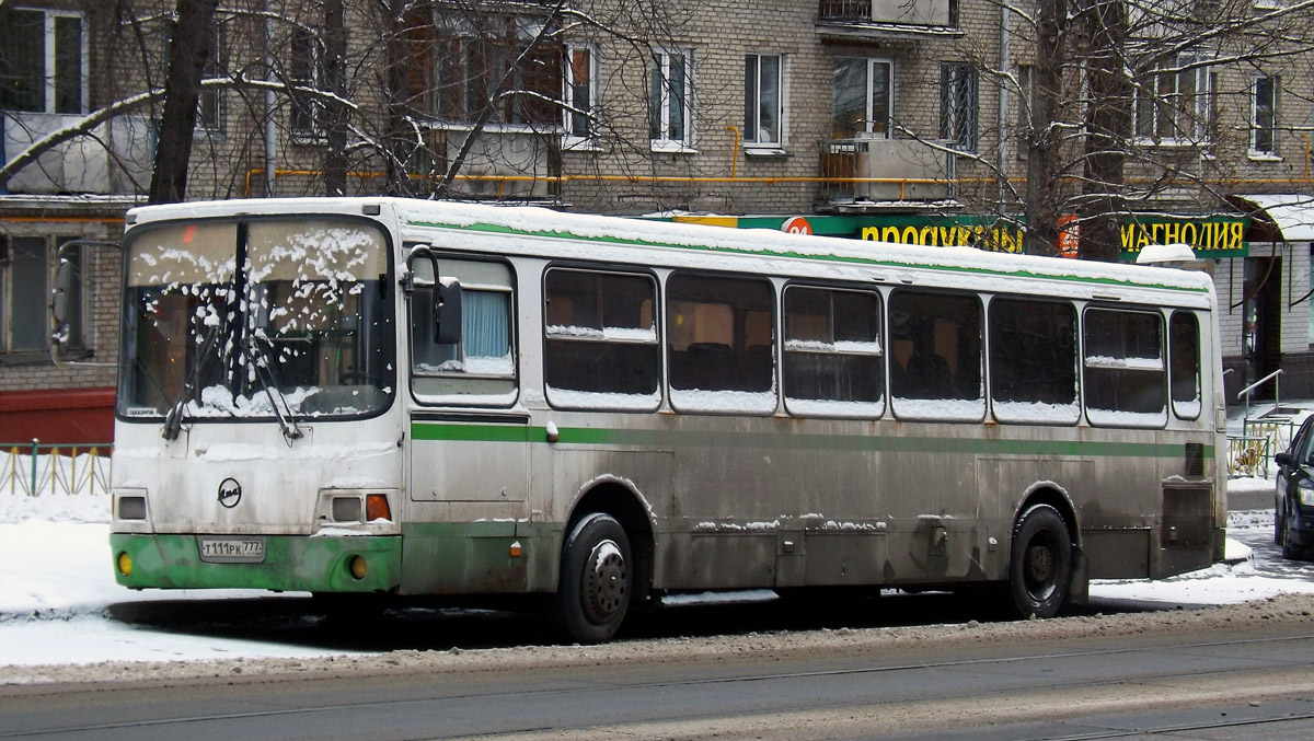 Μόσχα, LiAZ-5256.35-01 # Т 111 РК 777